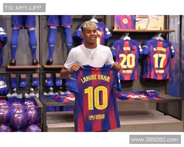 七号球衣足球明星的传奇故事与辉煌成就揭秘